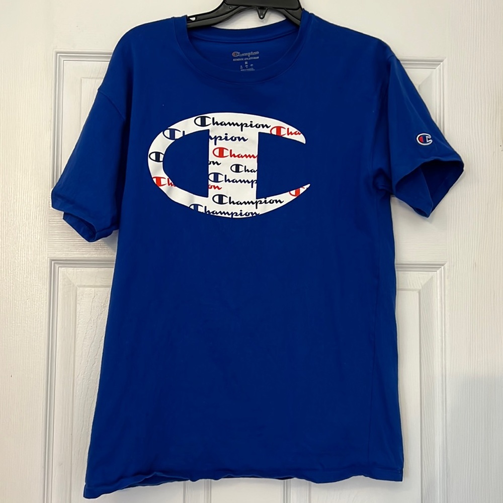 Champion women’s t shirt size medium